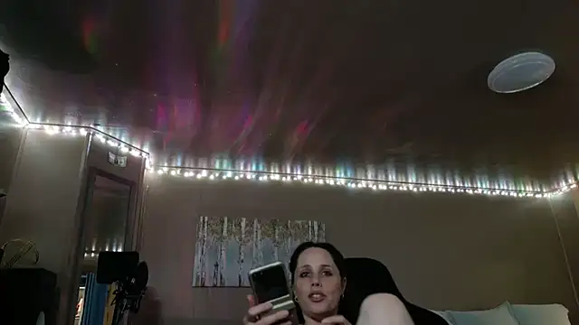 Snapshot of mavismable chatting on 4, 6, 2026 mavismable online show from 4, 6, 2026