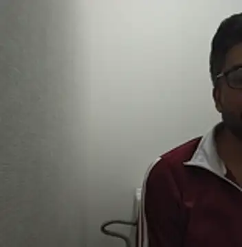 Snapshot of SunkLupus chatting on 9, 4, 2026 SunkLupus online show from 9, 4, 2026