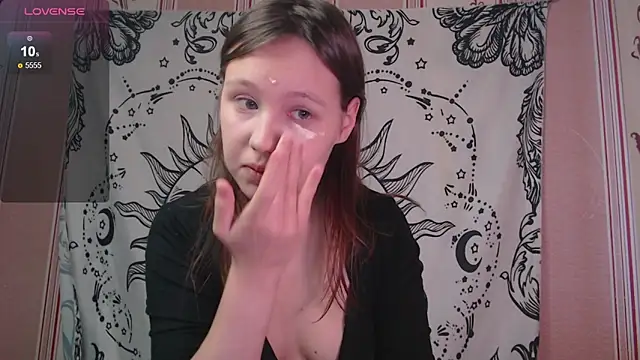 Snapshot of Thighswithspikes chatting on 31, 10, 2025 Thighswithspikes online show from 31, 10, 2025