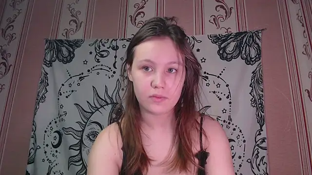 Snapshot of Thighswithspikes chatting on 13, 11, 2025 Thighswithspikes online show from 13, 11, 2025