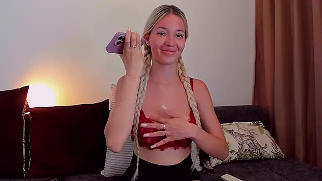 Melisa Sun  online show from 28, 2, 2026