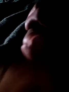 Snapshot of Safadiooline chatting on 11, 9, 2025 Safadiooline online show from 11, 9, 2025