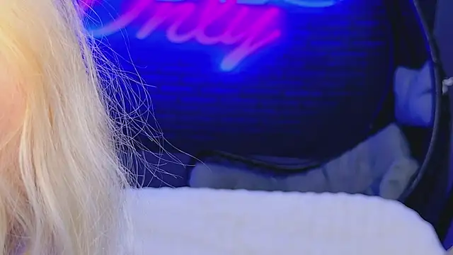 AlessiaCroft online show from 2, 4, 2026