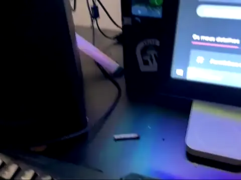 Snapshot of bigrosa21cm chatting on 24, 10, 2025 bigrosa21cm online show from 24, 10, 2025