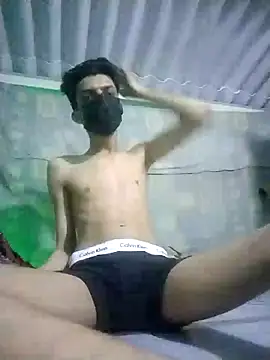 HannanKhan25 online show from 17, 9, 2025