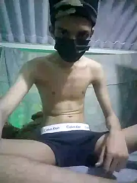 HannanKhan25 online show from 10, 10, 2025