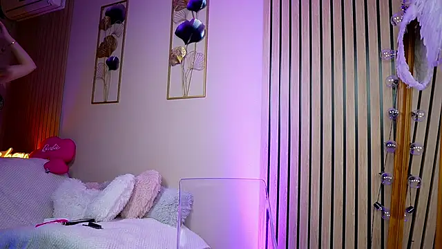 SabrinaJade online show from 4, 11, 2025