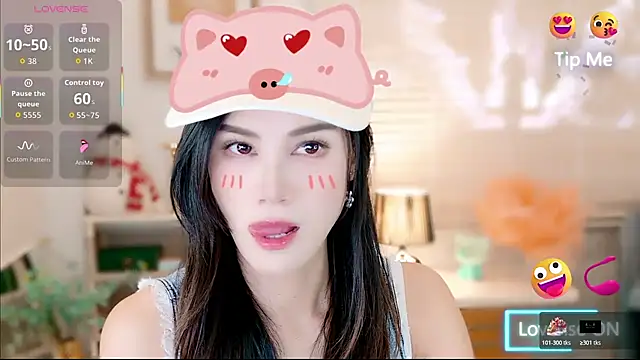 LunaBelle1984 online show from 24, 11, 2025