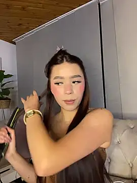 Cristina pinkk online show from 20, 4, 2026