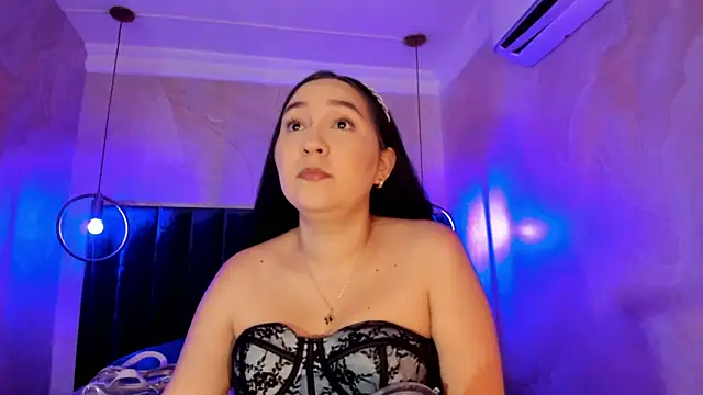 Snapshot of AlissaJoness chatting on 14, 12, 2025 AlissaJoness online show from 14, 12, 2025