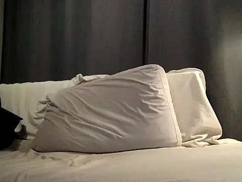 who am i x404 online show from 8, 9, 2025