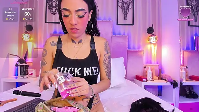 Snapshot of SamanthaAdele chatting on 15, 10, 2025 SamanthaAdele online show from 15, 10, 2025