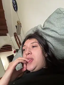 Mia  Gray online show from 5, 4, 2026