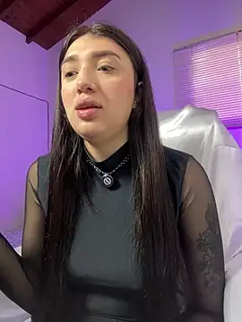 Mia  Gray online show from 8, 4, 2026