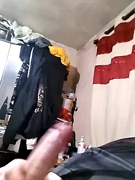 Snapshot of Tattyrob87 chatting on 16, 11, 2025 Tattyrob87 online show from 16, 11, 2025