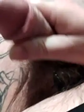 Snapshot of Tattyrob87 chatting on 17, 12, 2025 Tattyrob87 online show from 17, 12, 2025