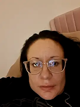 Snapshot of kinkikatie69 chatting on 14, 11, 2025 kinkikatie69 online show from 14, 11, 2025