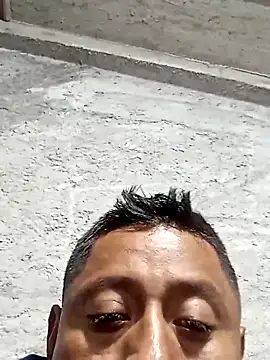 Snapshot of luuiss12 chatting on 21, 9, 2025 luuiss12 online show from 21, 9, 2025