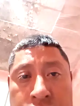 Snapshot of luuiss12 chatting on 27, 9, 2025 luuiss12 online show from 27, 9, 2025