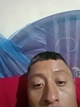 Snapshot of luuiss12 chatting on 30, 10, 2025 luuiss12 online show from 30, 10, 2025