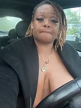 RoyalQueen2u online show from 26, 4, 2026