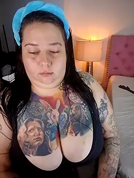 Snapshot of kai_cenat chatting on 9, 11, 2025 kai cenat online show from 9, 11, 2025