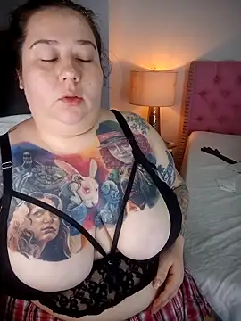 Snapshot of kai_cenat chatting on 12, 11, 2025 kai cenat online show from 12, 11, 2025