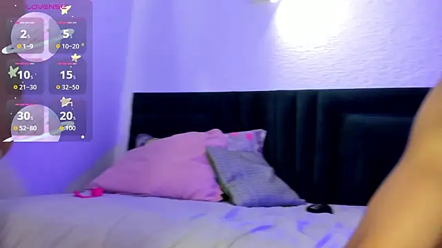 JennMuriel  online show from 6, 10, 2025