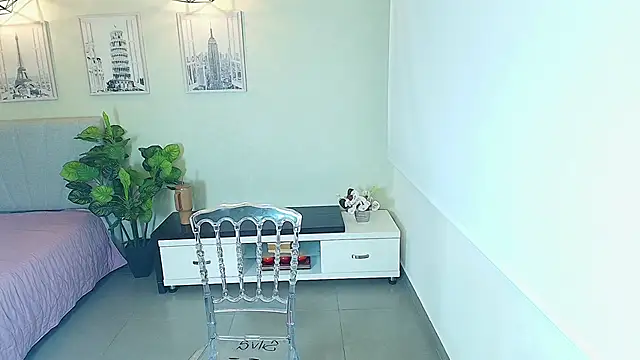  Victoria Collins online show from 20, 9, 2025