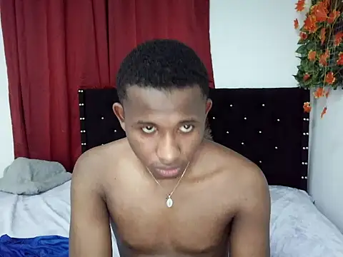 Snapshot of Luis123- chatting on 23, 11, 2025 Luis123- online show from 23, 11, 2025