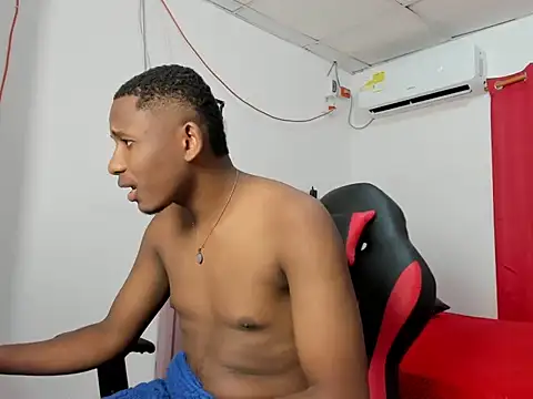 Snapshot of Luis123- chatting on 21, 12, 2025 Luis123- online show from 21, 12, 2025