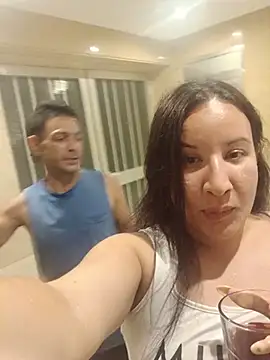 hotCOUPLEPETRA online show from 30, 7, 2026