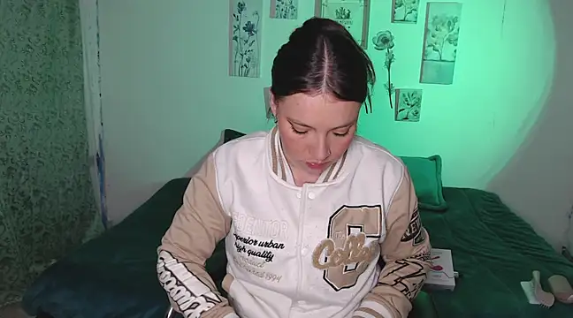 Snapshot of mariaana__222 chatting on 22, 3, 2025 mariaana 222 online show from 22, 3, 2025