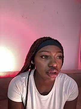 Snapshot of alissradiante1 chatting on 4, 3, 2026 alissradiante1 online show from 4, 3, 2026