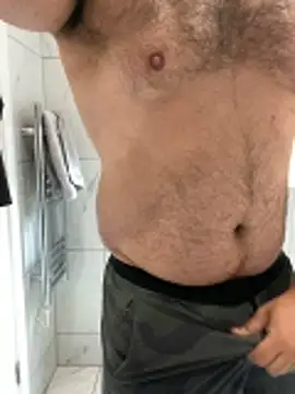 Snapshot of CloudyMuscleBeefy chatting on 3, 4, 2026 CloudyMuscleBeefy online show from 3, 4, 2026