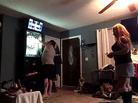 Snapshot of weready79 chatting on 18, 12, 2025 weready79 online show from 18, 12, 2025