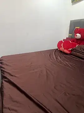 Scarlett 1819 online show from 30, 9, 2025