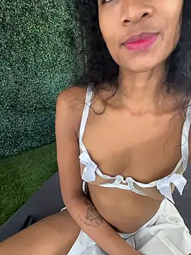 SweetCheeksXXX online show from 19, 6, 2026