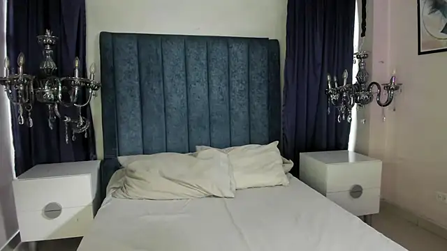 Anittatoro  online show from 25, 11, 2025