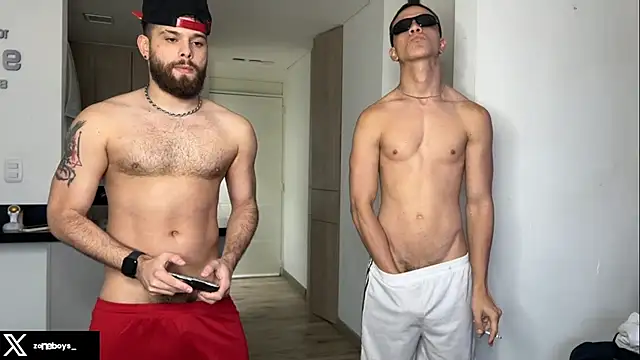 Snapshot of zoneboys chatting on 7, 11, 2025 zoneboys online show from 7, 11, 2025