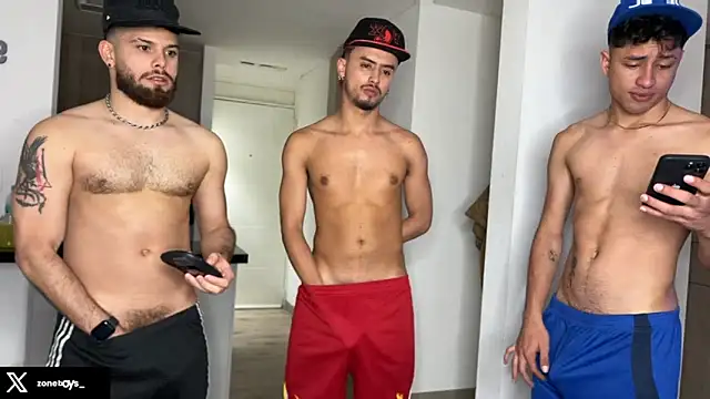 Snapshot of zoneboys chatting on 4, 12, 2025 zoneboys online show from 4, 12, 2025