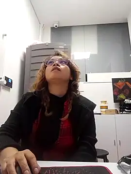 Violet Bosh online show from 23, 3, 2025