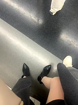 xiaoyuan01 online show from 2, 12, 2025