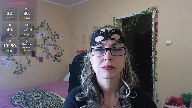 Snapshot of Ronda_Roni chatting on 15, 1, 2026 Ronda Roni online show from 15, 1, 2026