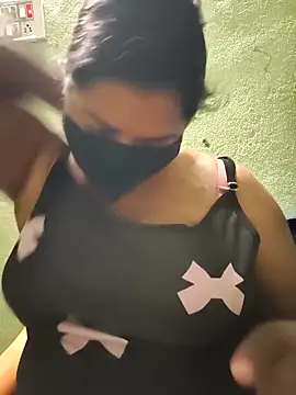 Liyaa 24 online show from 17, 2, 2026