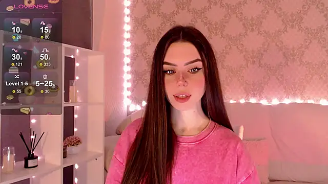 HolyMiax online show from 5, 10, 2025