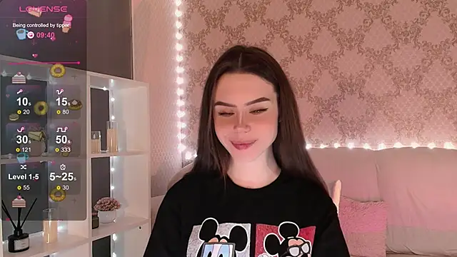 HolyMiax online show from 1, 12, 2025