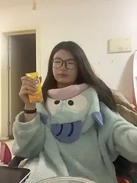 Snapshot of Hui521 chatting on 11, 10, 2025 Hui521 online show from 11, 10, 2025