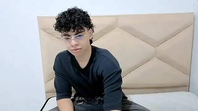 Kei Dream online show from 19, 9, 2025