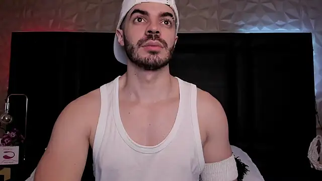 Snapshot of AxelThompson_ chatting on 10, 11, 2025 AxelThompson online show from 10, 11, 2025